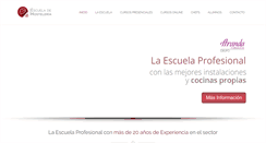 Desktop Screenshot of laescueladehosteleria.com